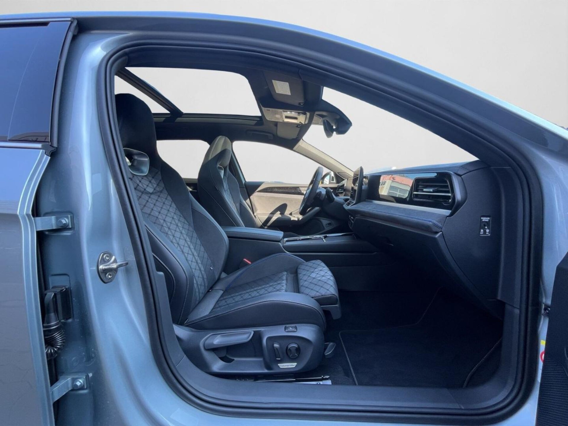 Volkswagen Passat R-Line