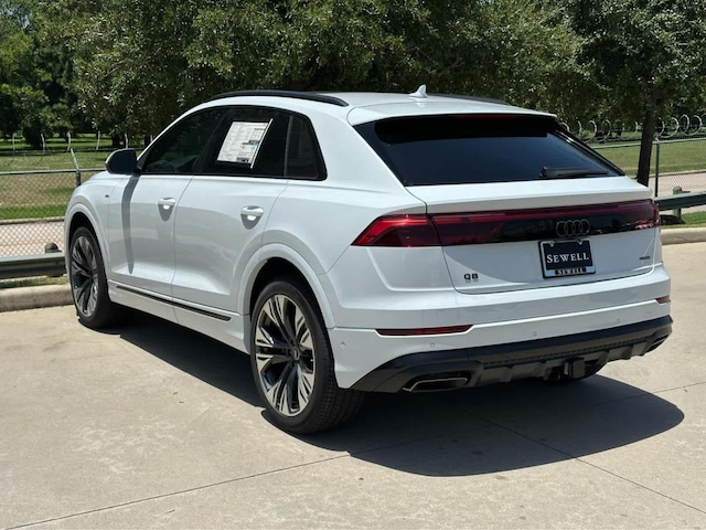 2026 Audi Q8