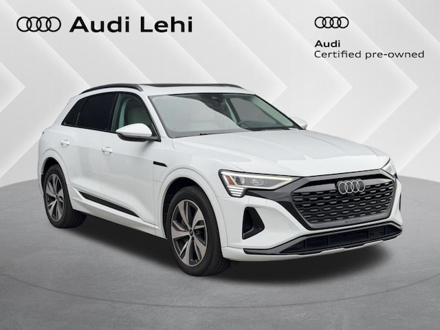 Photo of 2024 Audi Q8 e-tron 