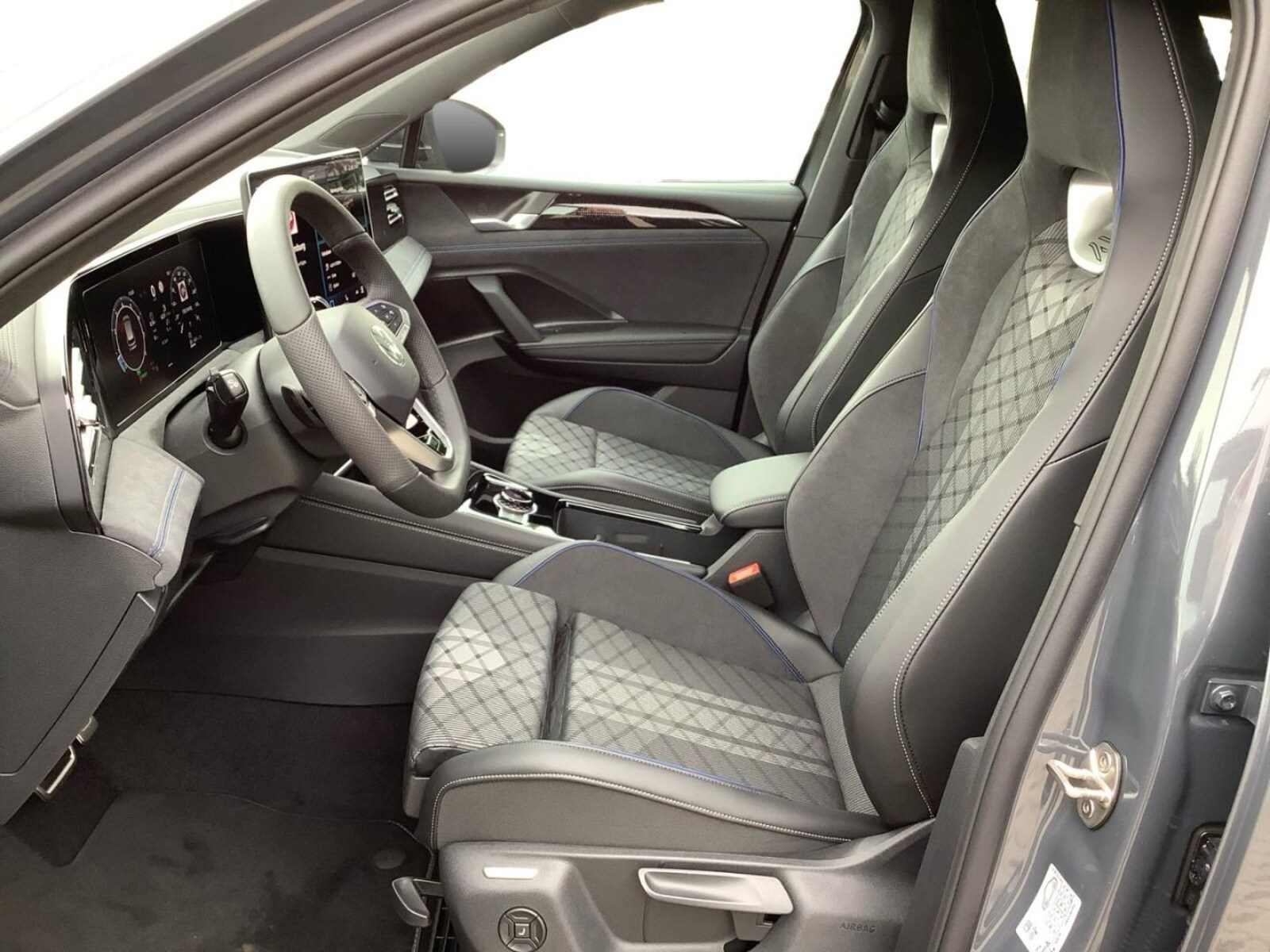 Volkswagen Tiguan – Bild 8