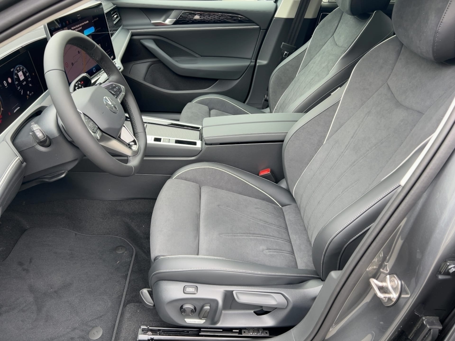Volkswagen Passat Elegance