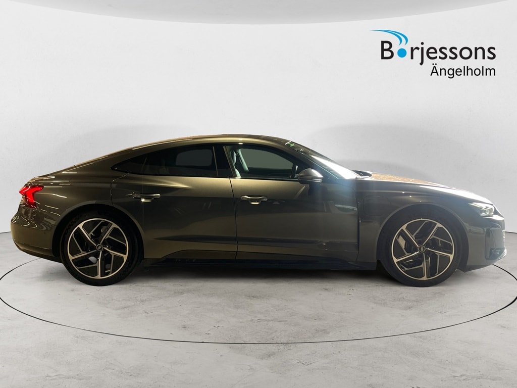 Bild som visar Audi e-tron GT e-tron GT quattro 350,00 kW - för mer information kontakta din Audi Partner