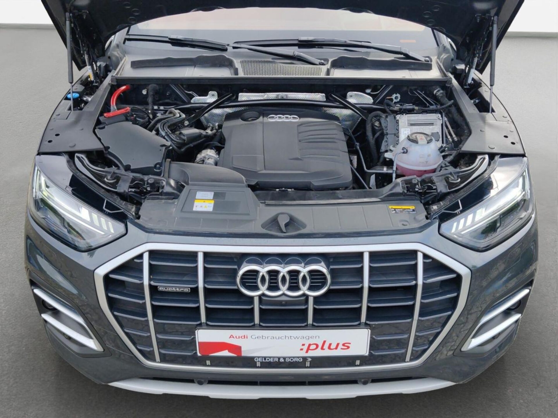 Audi Q5 SUV Advanced