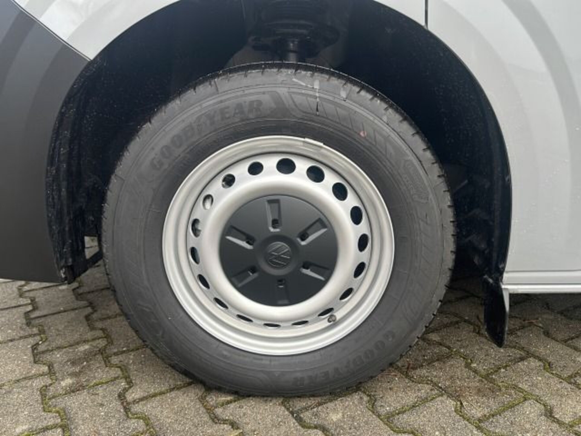 Volkswagen Transporter Kasten langer Radstand
