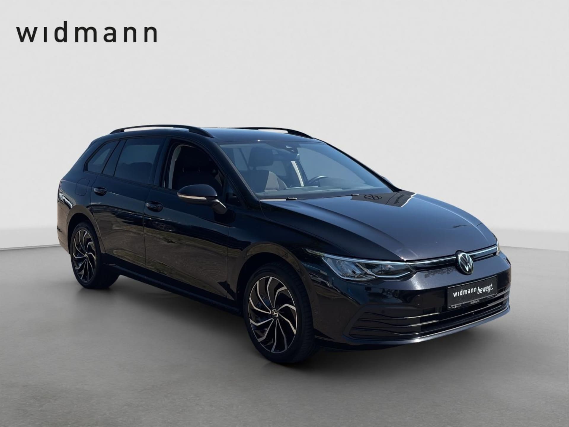 Volkswagen Golf Variant Life
