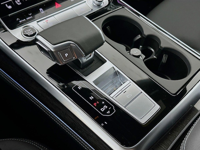 2026 Audi Q8 Premium Plus - Photo 17