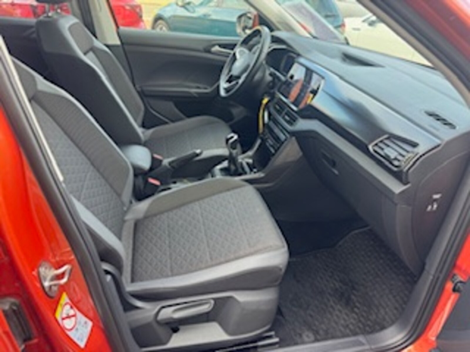 Volkswagen T-Cross – Bild 11