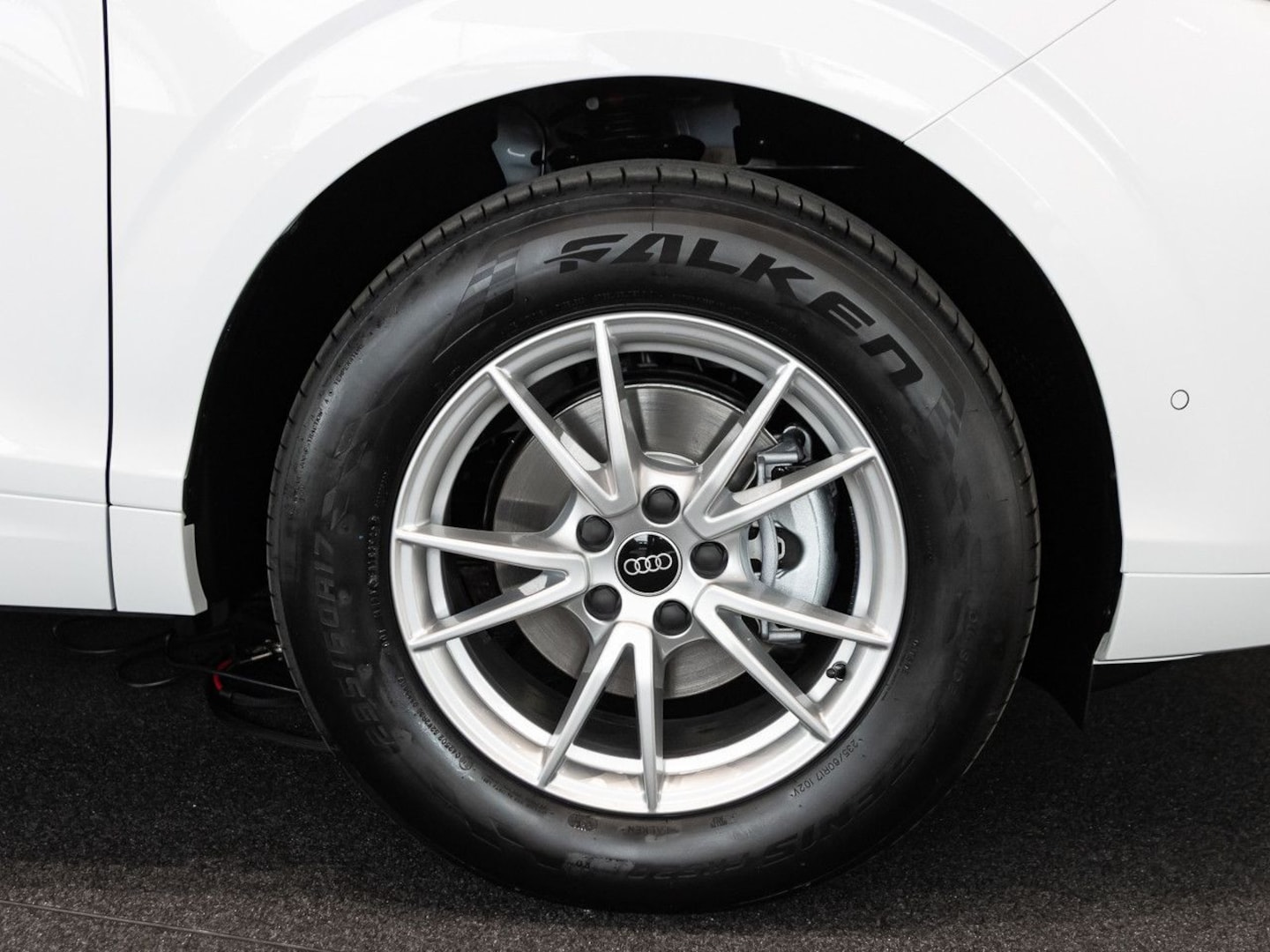 Bild über Audi Q3 SUV TFSI 110 kW S tronic - für weitere Informationen kontaktieren Sie den Audi Partner