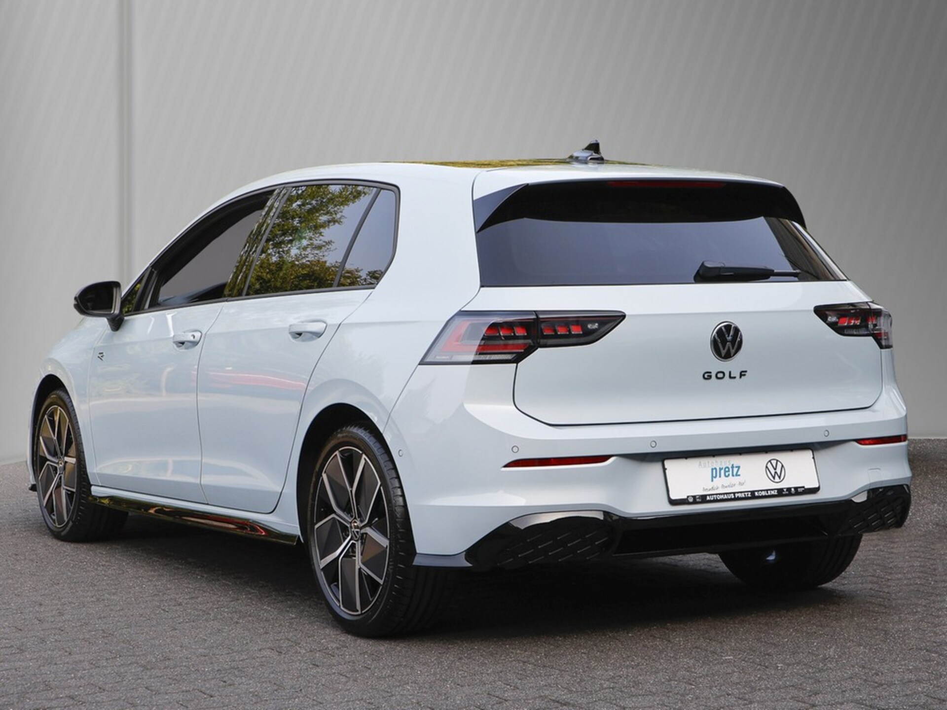 Volkswagen Golf R-Line