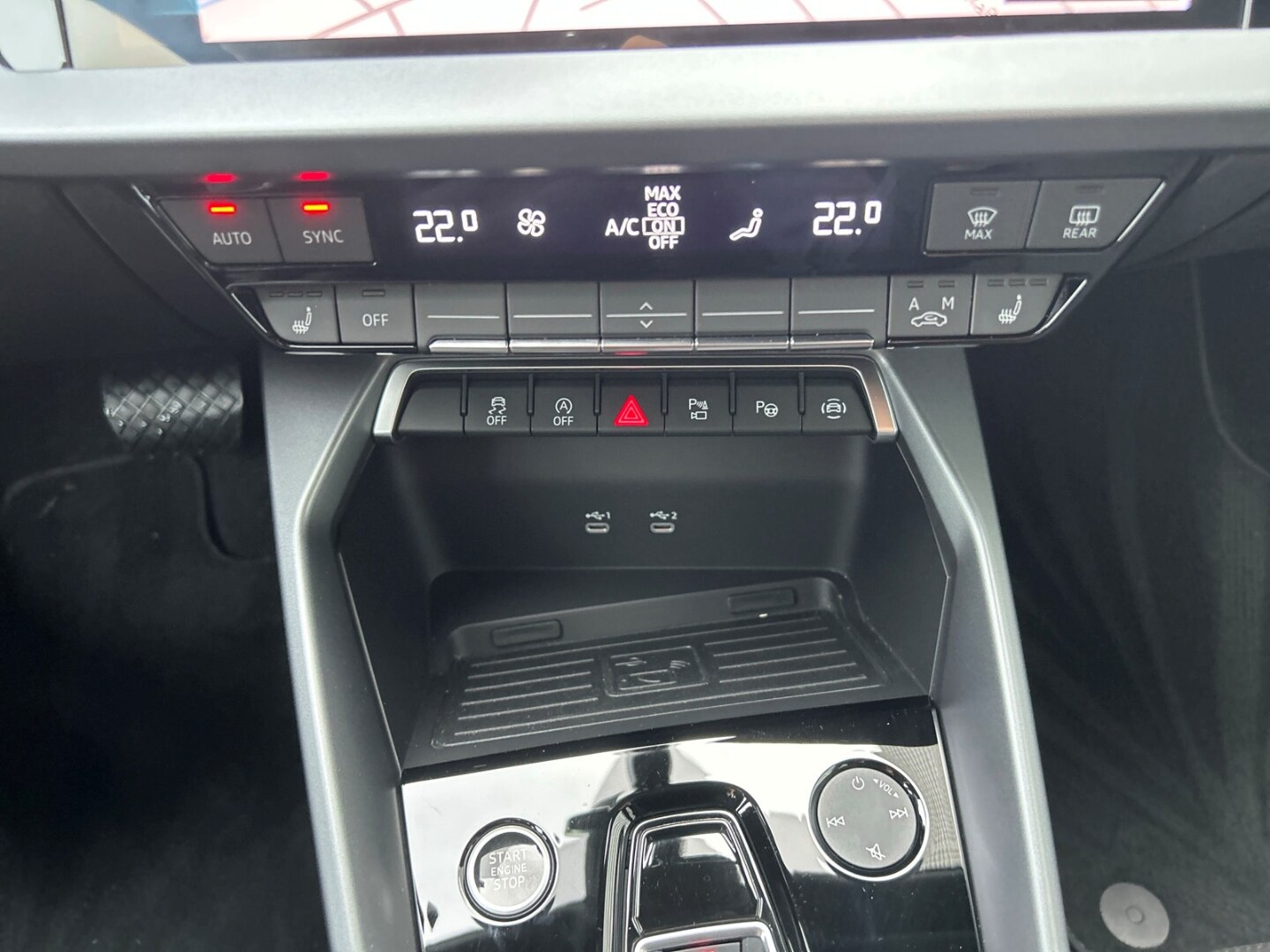 Bild über Audi A3 Sportback S line 35 TFSI S tronic - für weitere Informationen kontaktieren Sie den Audi Partner