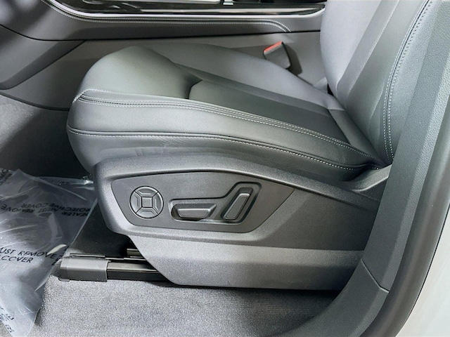2026 Audi Q8 Premium Plus - Photo 19