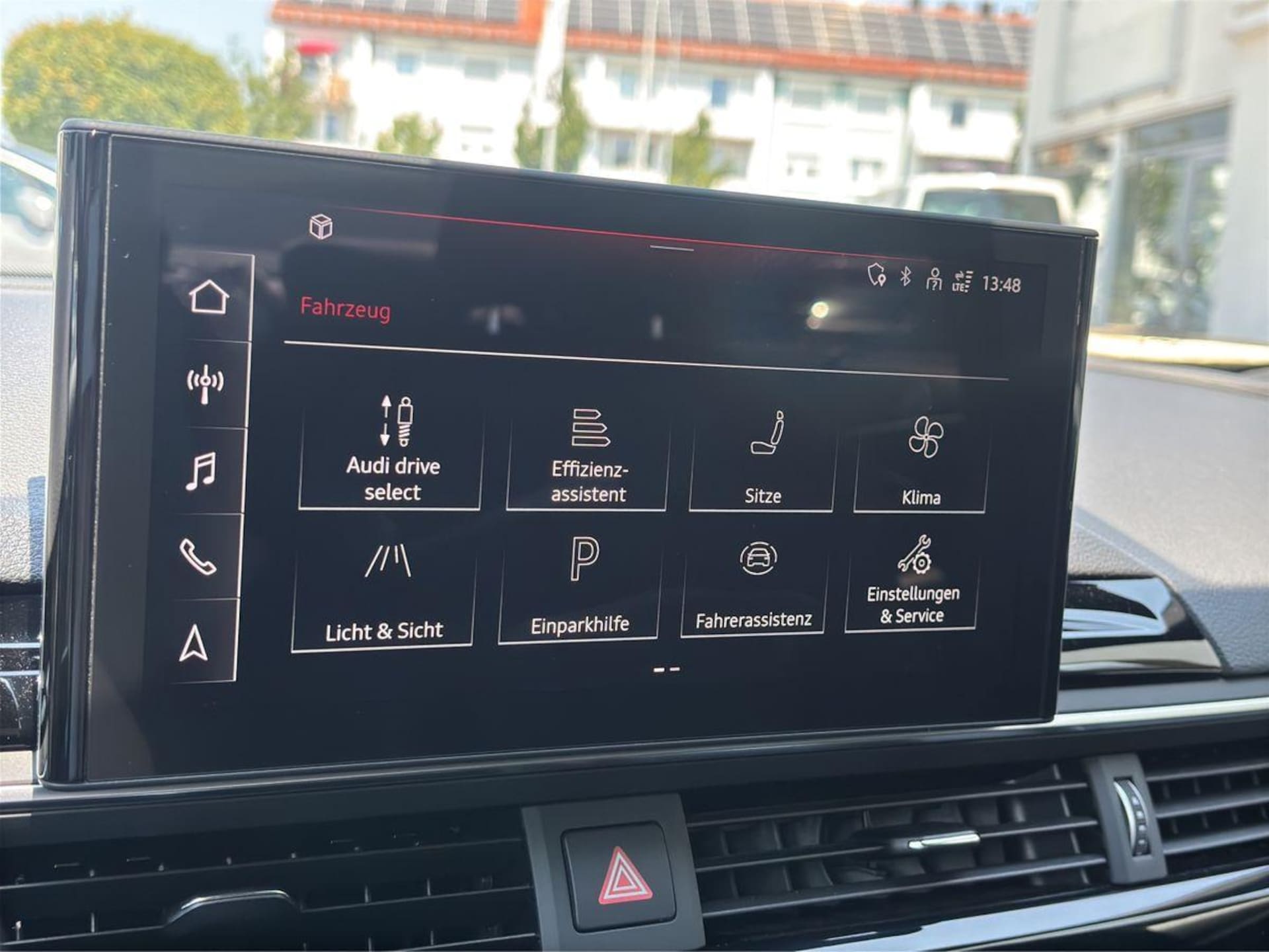 Audi A4 Limousine S line
