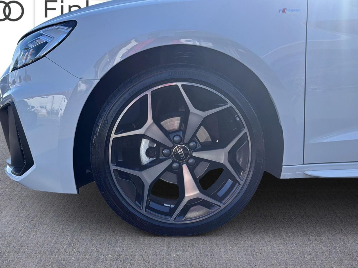 Bild über Audi A1 Sportback S line 25 TFSI S tronic - für weitere Informationen kontaktieren Sie den Audi Partner