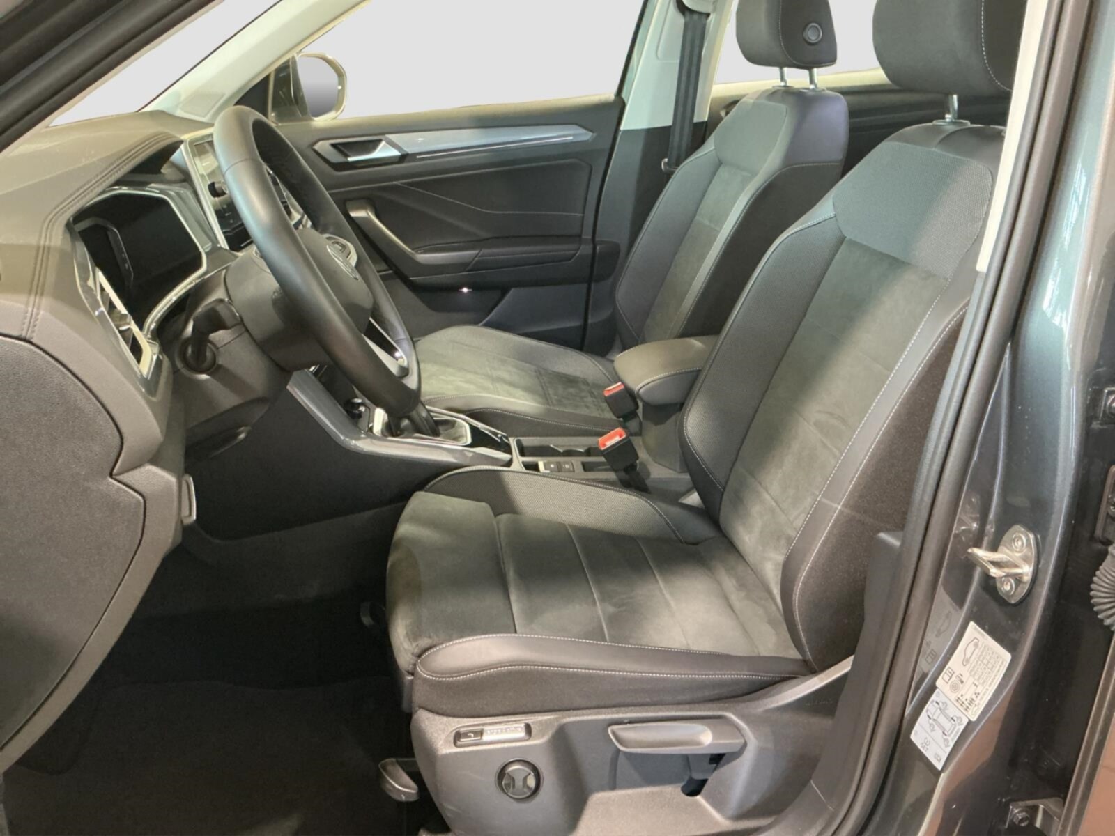 Volkswagen T-Roc – Bild 10