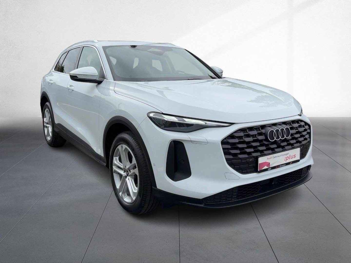 Bild über Audi Q5 SUV TDI quattro 150 kW S tronic - für weitere Informationen kontaktieren Sie den Audi Partner