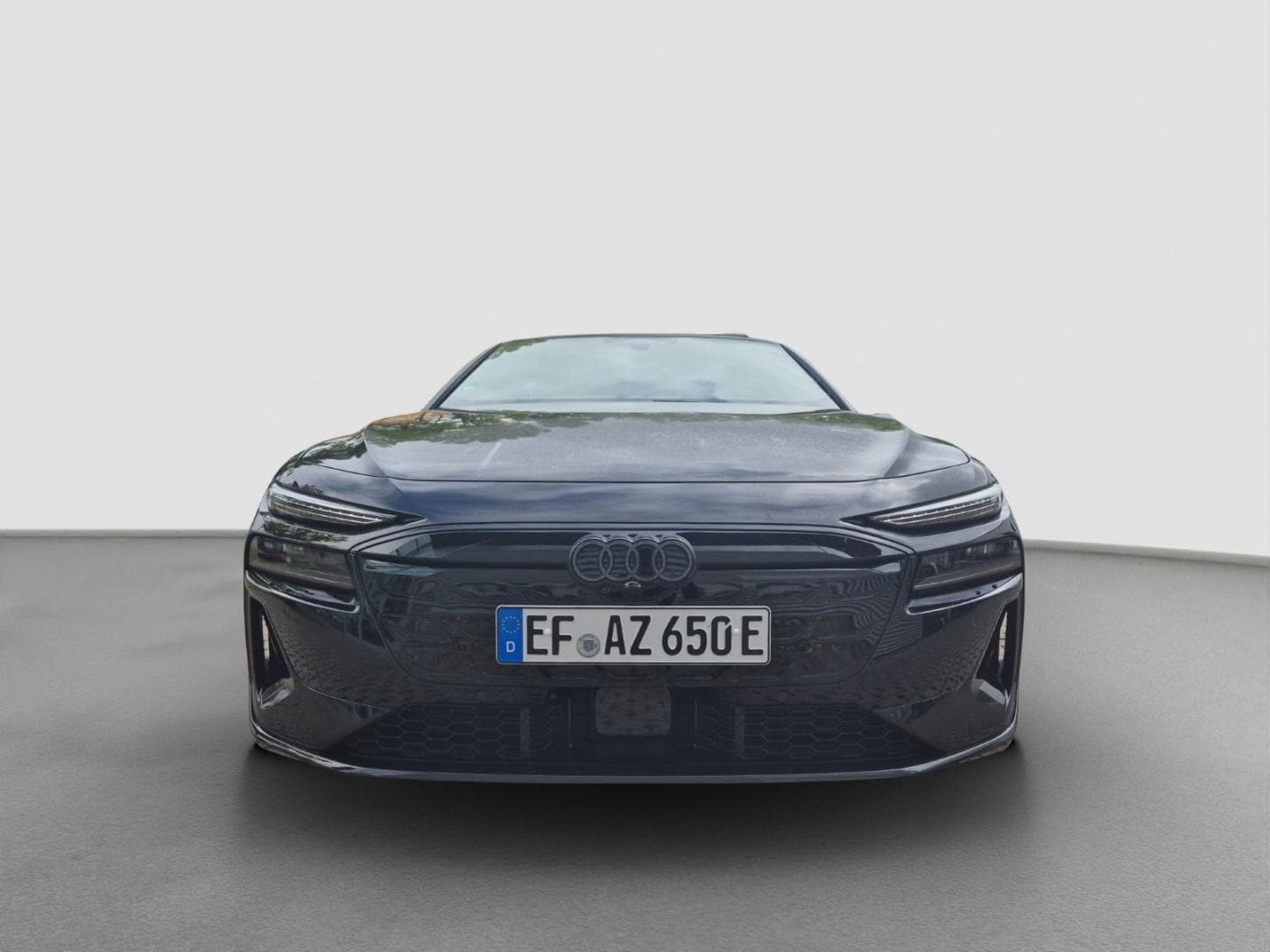 Bild über Audi S6 Avant e-tron e-tron quattro - für weitere Informationen kontaktieren Sie den Audi Partner