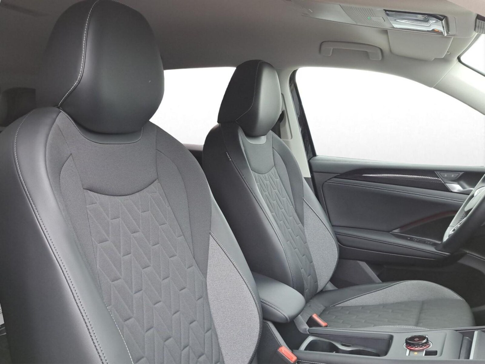 Volkswagen Tiguan – Bild 4