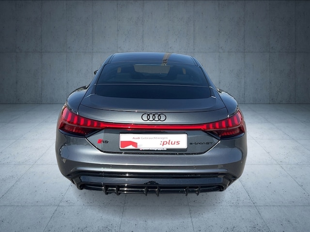 Audi e-tron GT RS