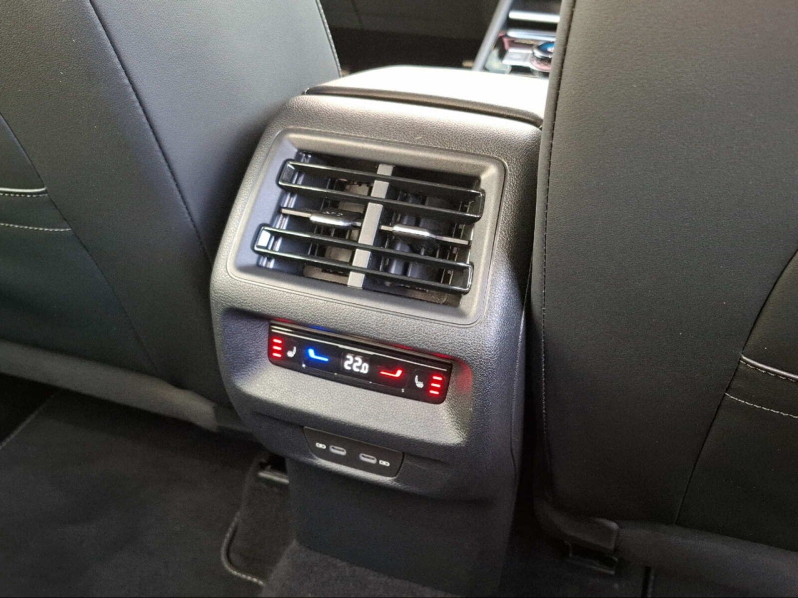 Volkswagen Tiguan – Bild 13