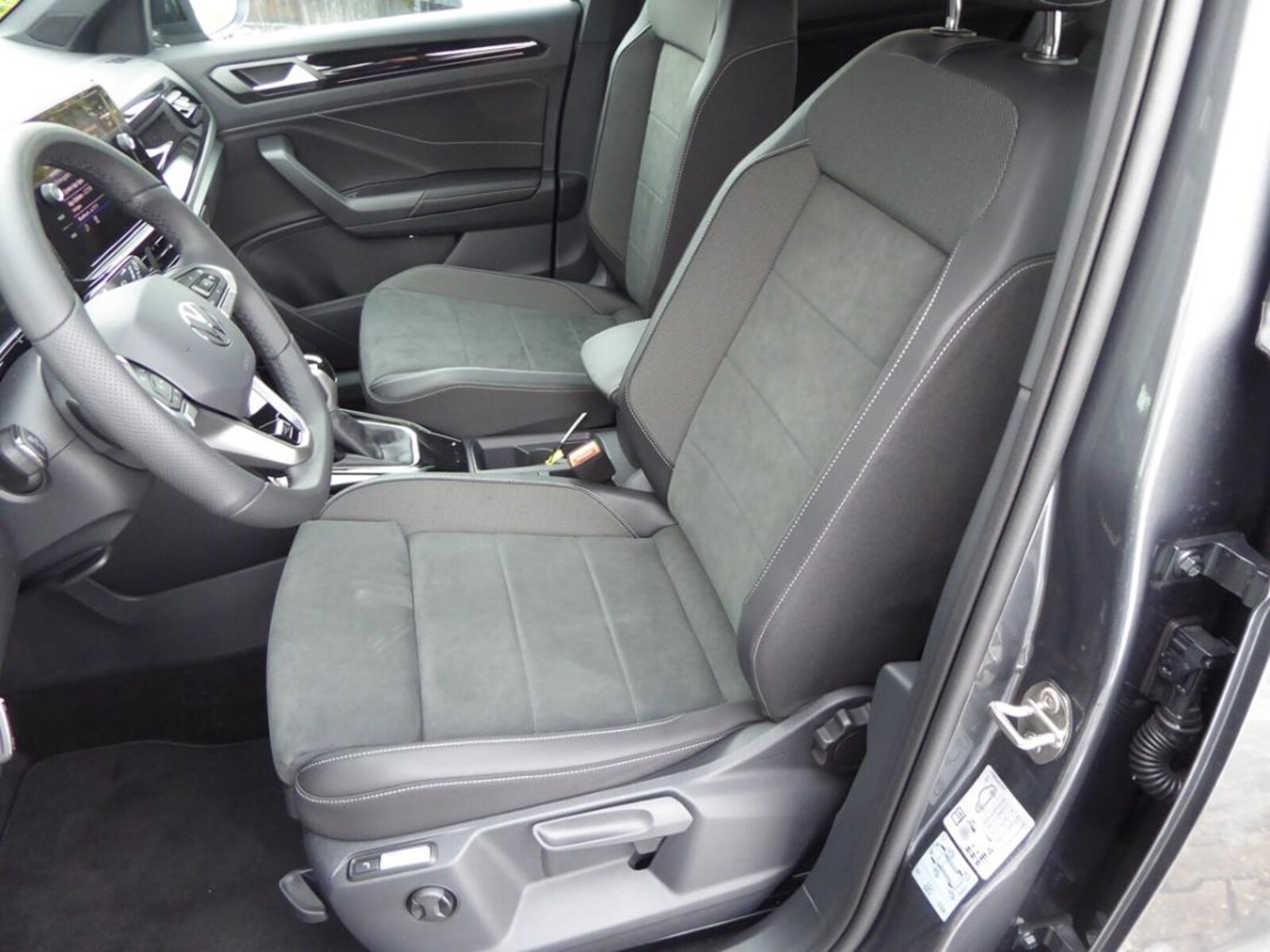 Volkswagen T-Roc – Bild 4