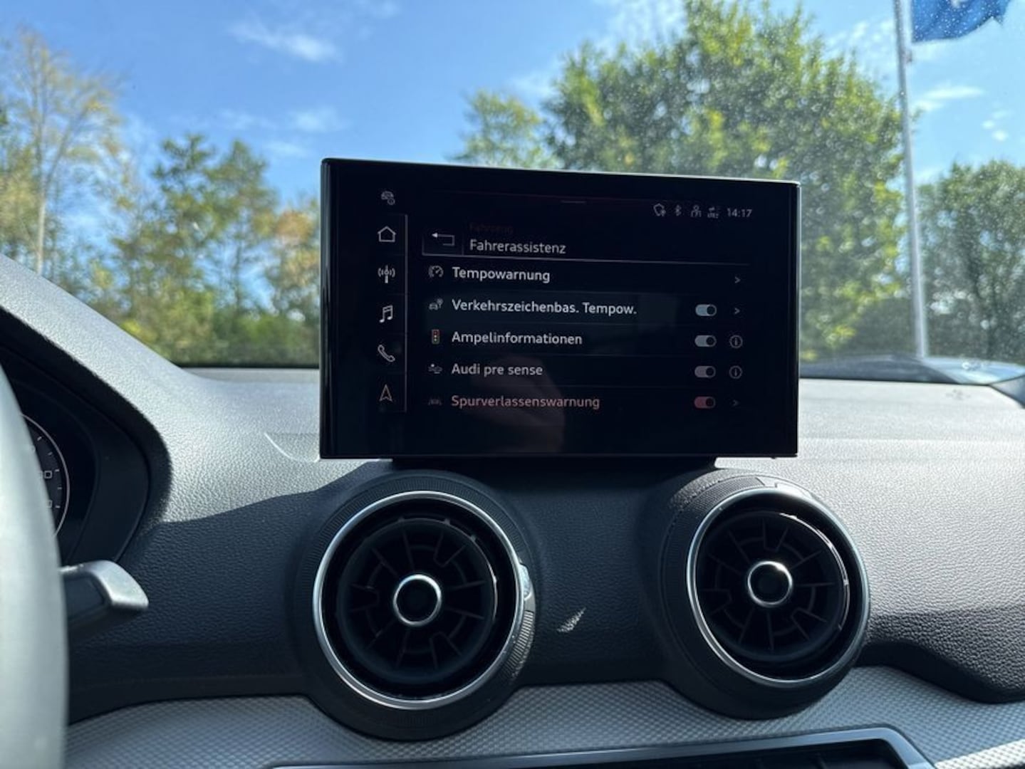 Bild über Audi Q2 S line 30 TFSI Schaltgetriebe - für weitere Informationen kontaktieren Sie den Audi Partner