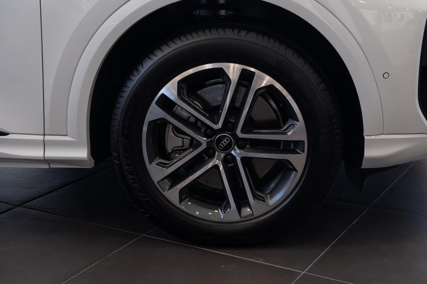 Image about Audi Q5 Sportback TDI quattro 150 kW