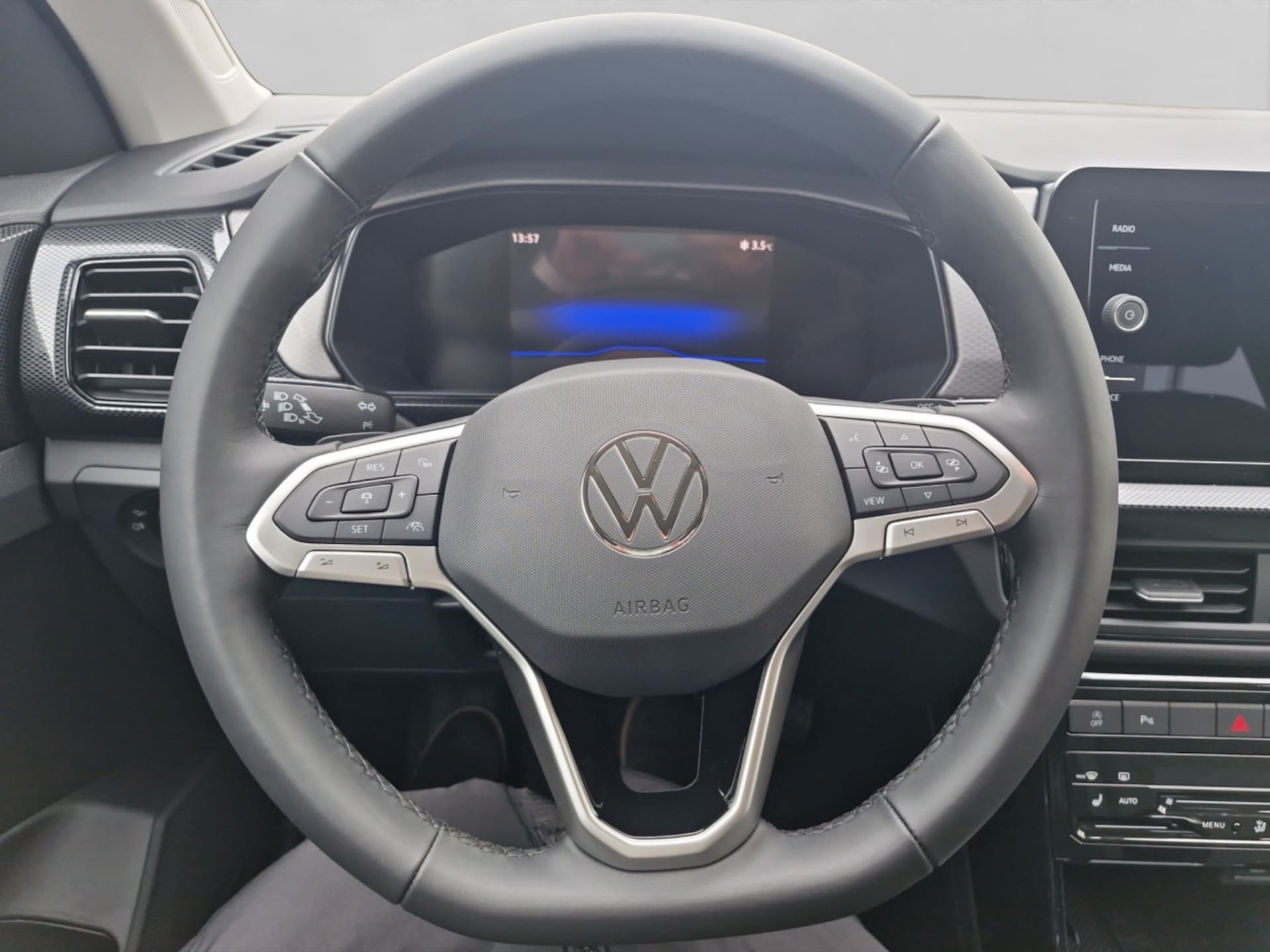 Volkswagen T-Cross Life