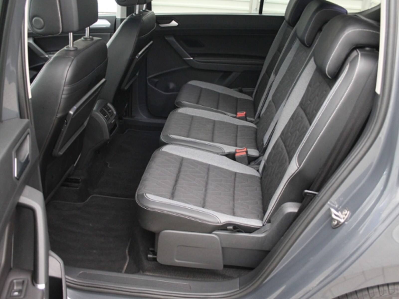 Volkswagen Touran – Bild 12