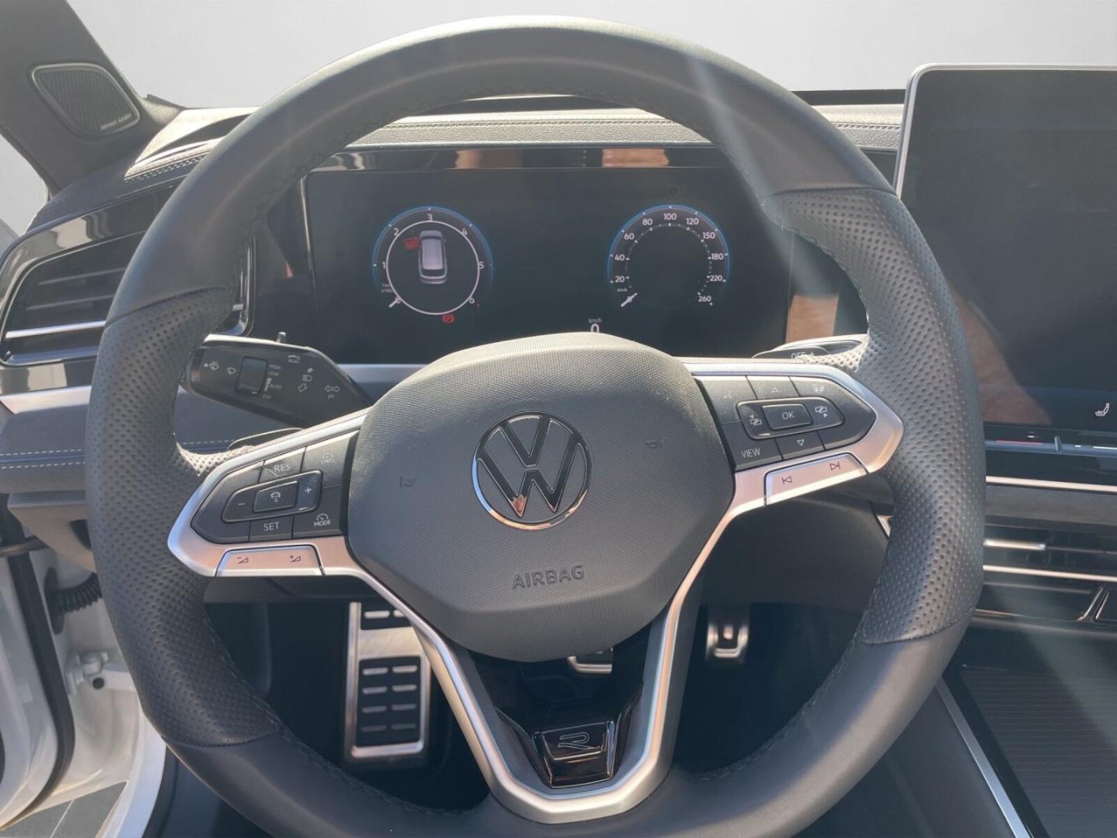 Volkswagen Passat – Bild 9