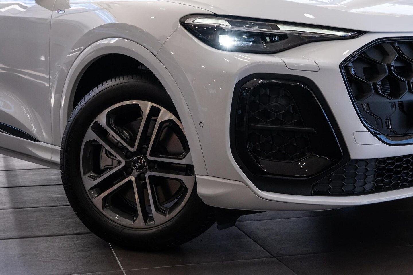 Image about Audi Q5 Sportback TDI quattro 150 kW