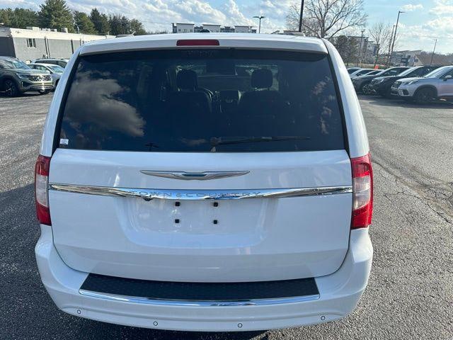 2014 Chrysler Town & Country