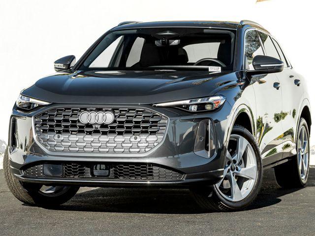 2025 Audi Q5 40 Premium Plus's photo
