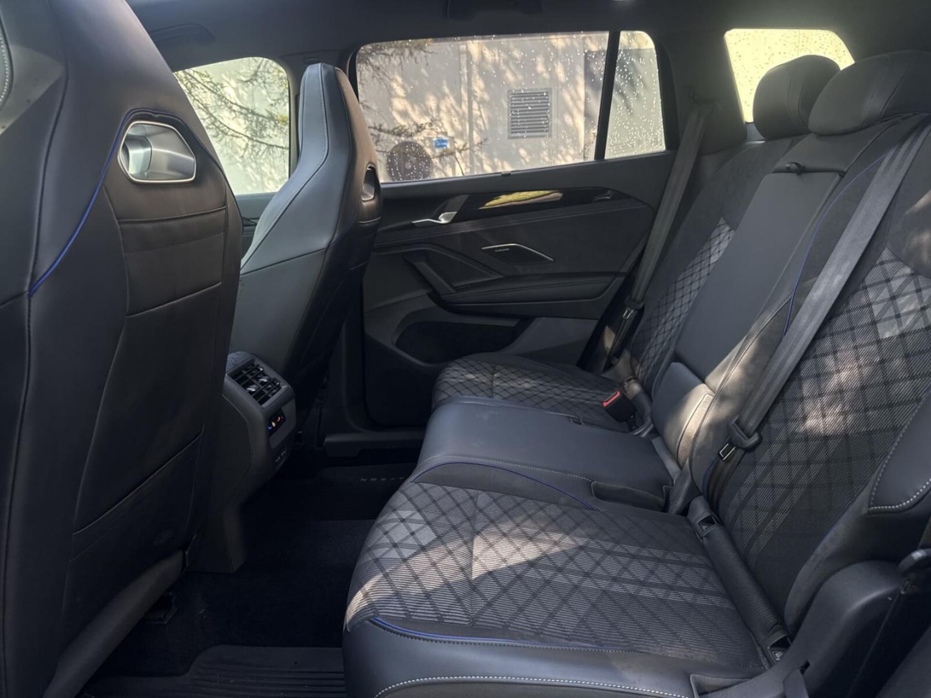 Volkswagen Tayron R-Line Plus