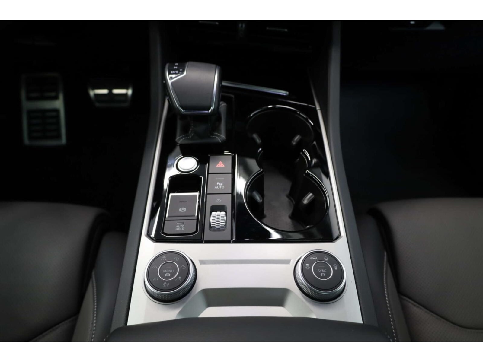 Volkswagen Touareg – Bild 13