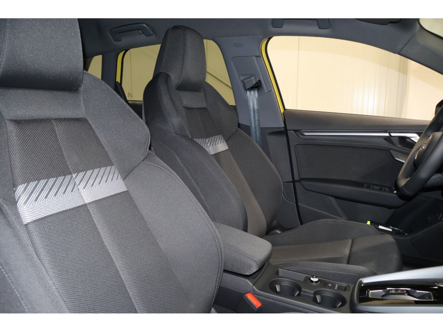 Bild über Audi A3 Sportback TDI S tronic - für weitere Informationen kontaktieren Sie den Audi Partner