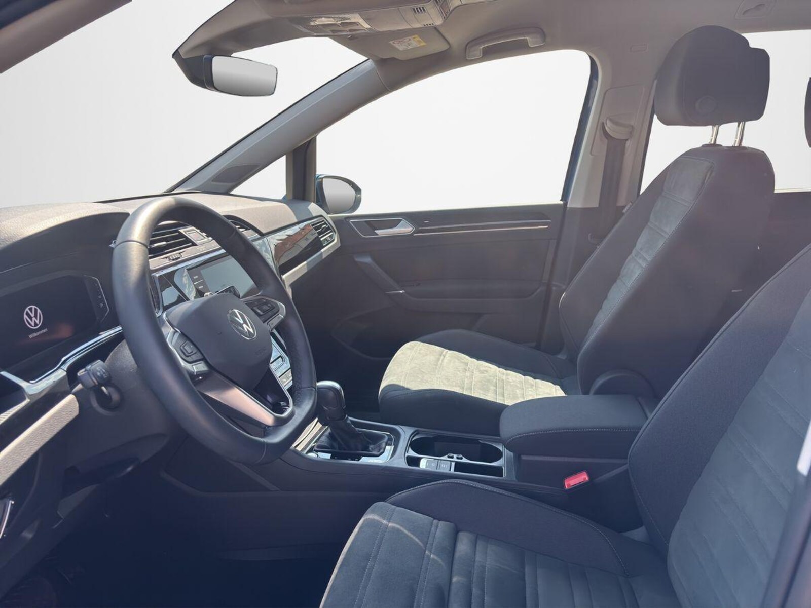 Volkswagen Touran – Bild 10