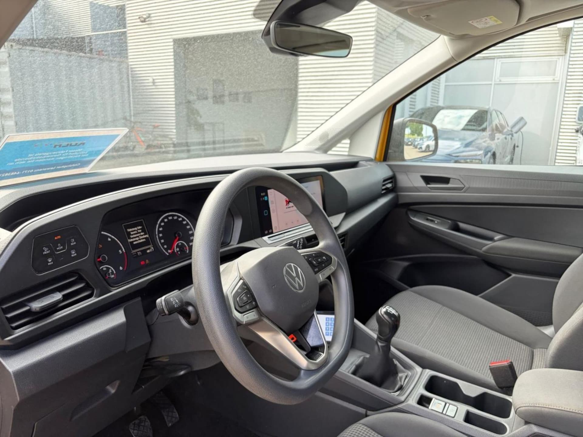 Volkswagen Caddy Basis-Modell