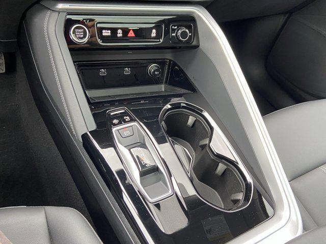 2025 Audi Q5 Premium - Photo 25