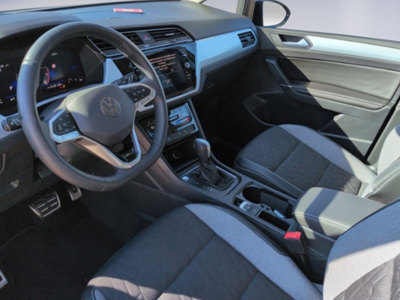 Volkswagen Touran – Bild 10