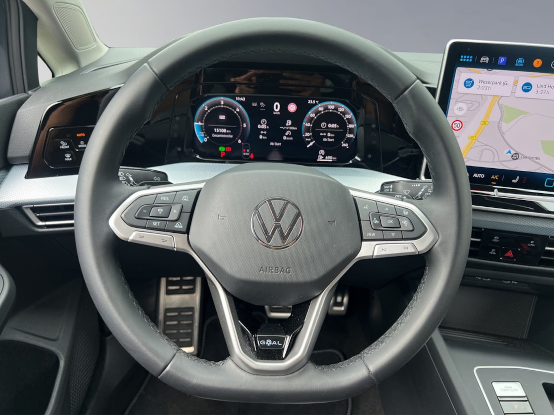 Volkswagen Golf Life