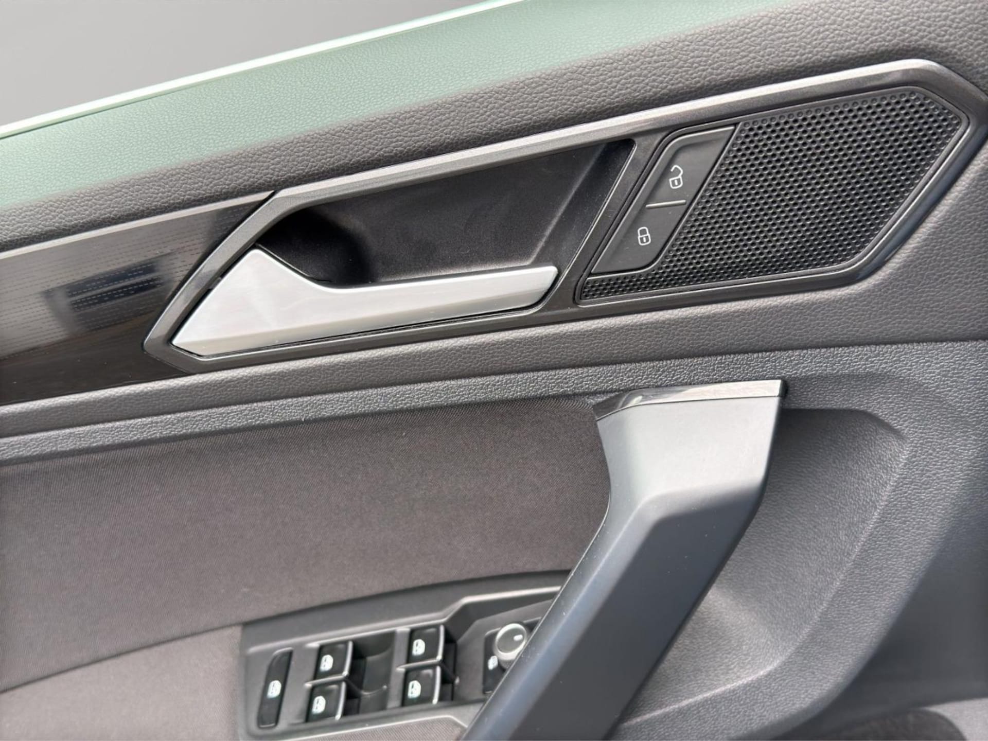 Volkswagen Tiguan SOUND