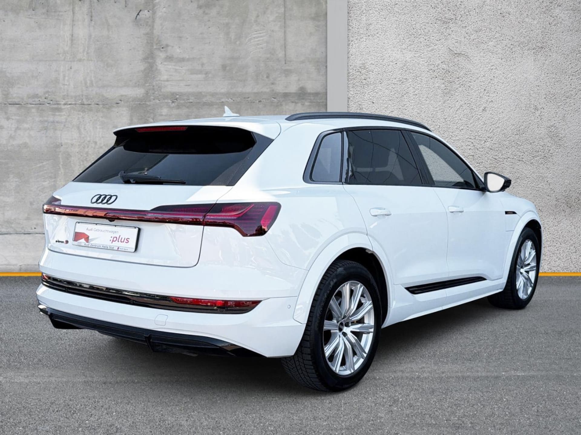 Audi e-tron S