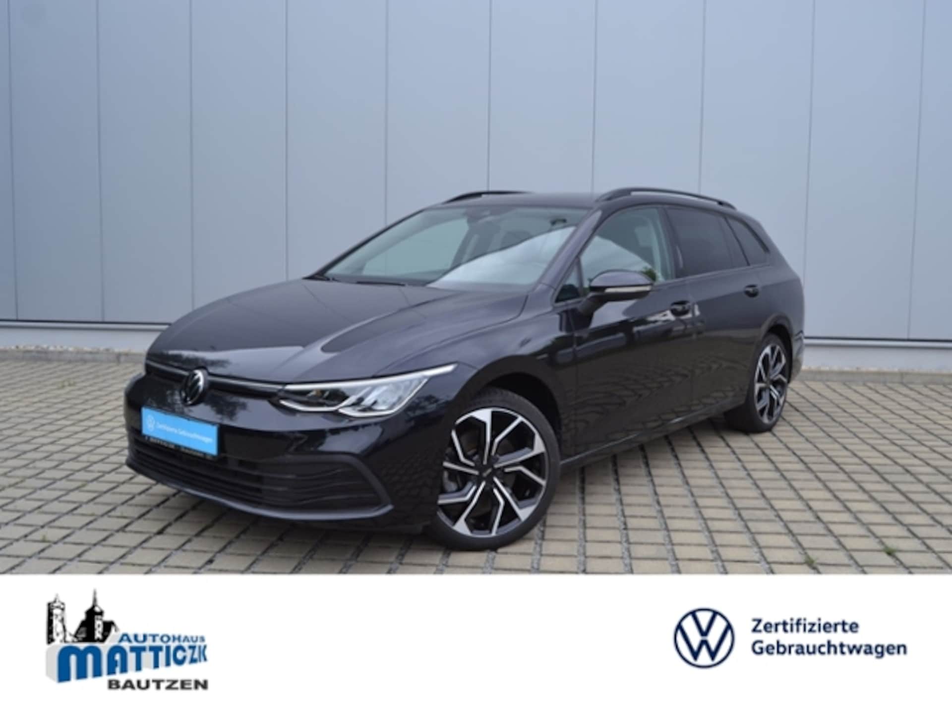Volkswagen Golf Variant Life