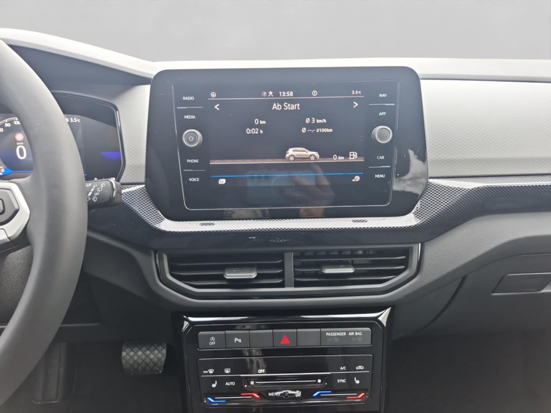 Volkswagen T-Cross Life