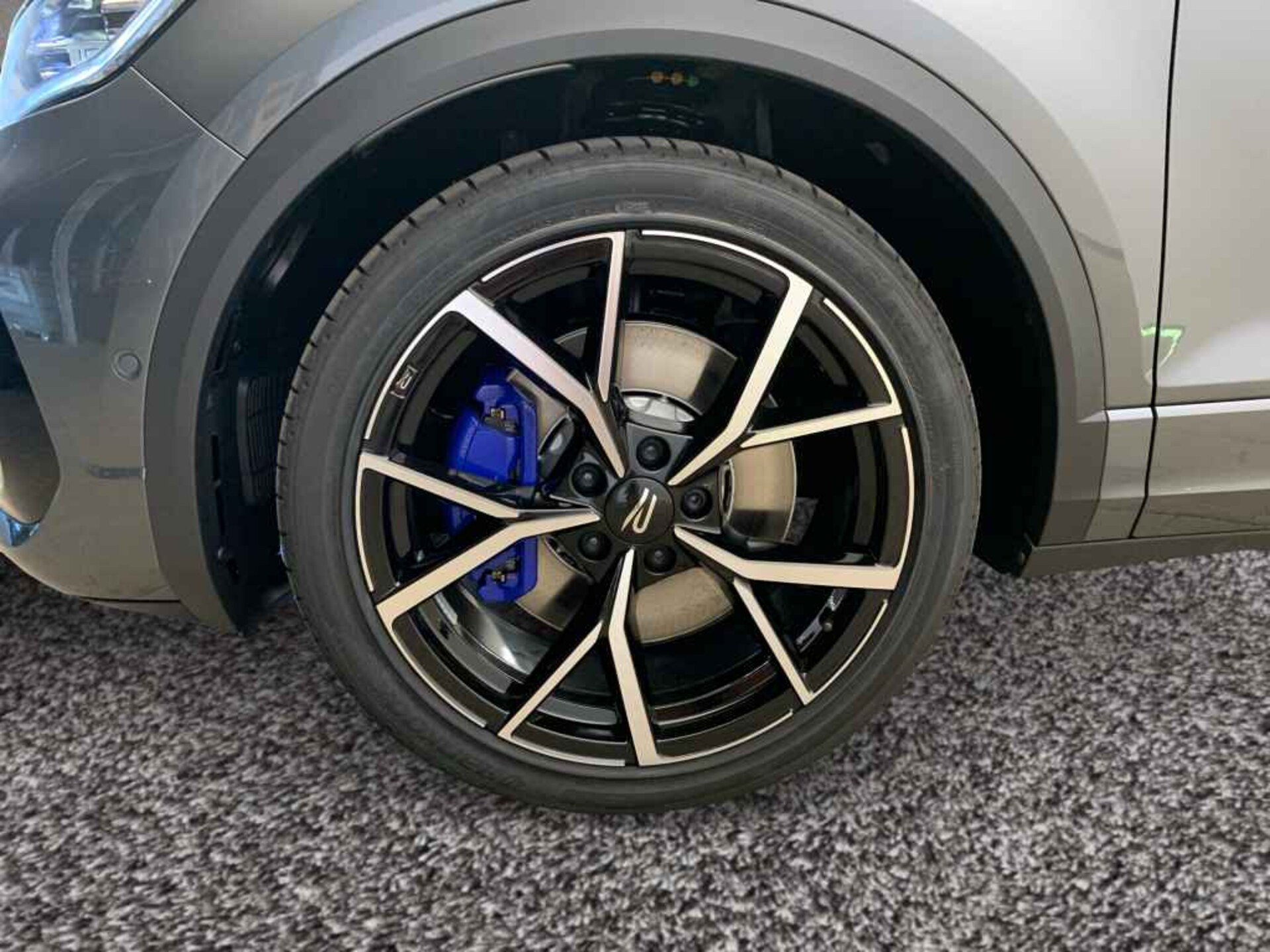Volkswagen T-Roc R