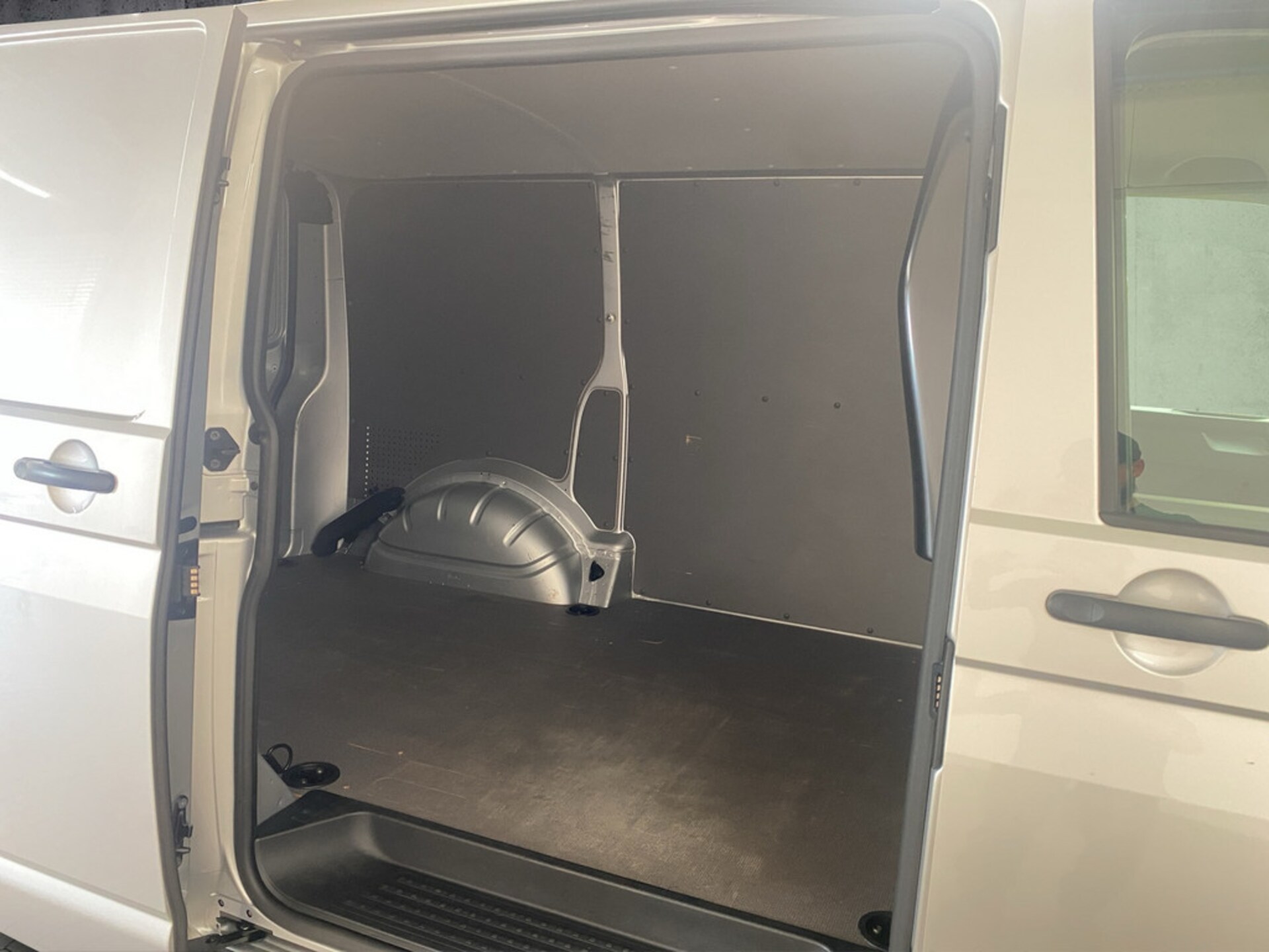 Volkswagen T6.1 Transporter Kasten kurzer Radstand