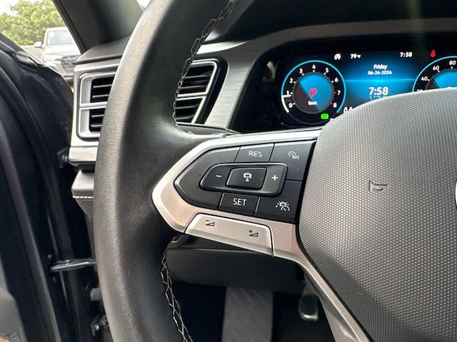 2025 Volkswagen Atlas Cross Sport SE w/Tech - Photo 23