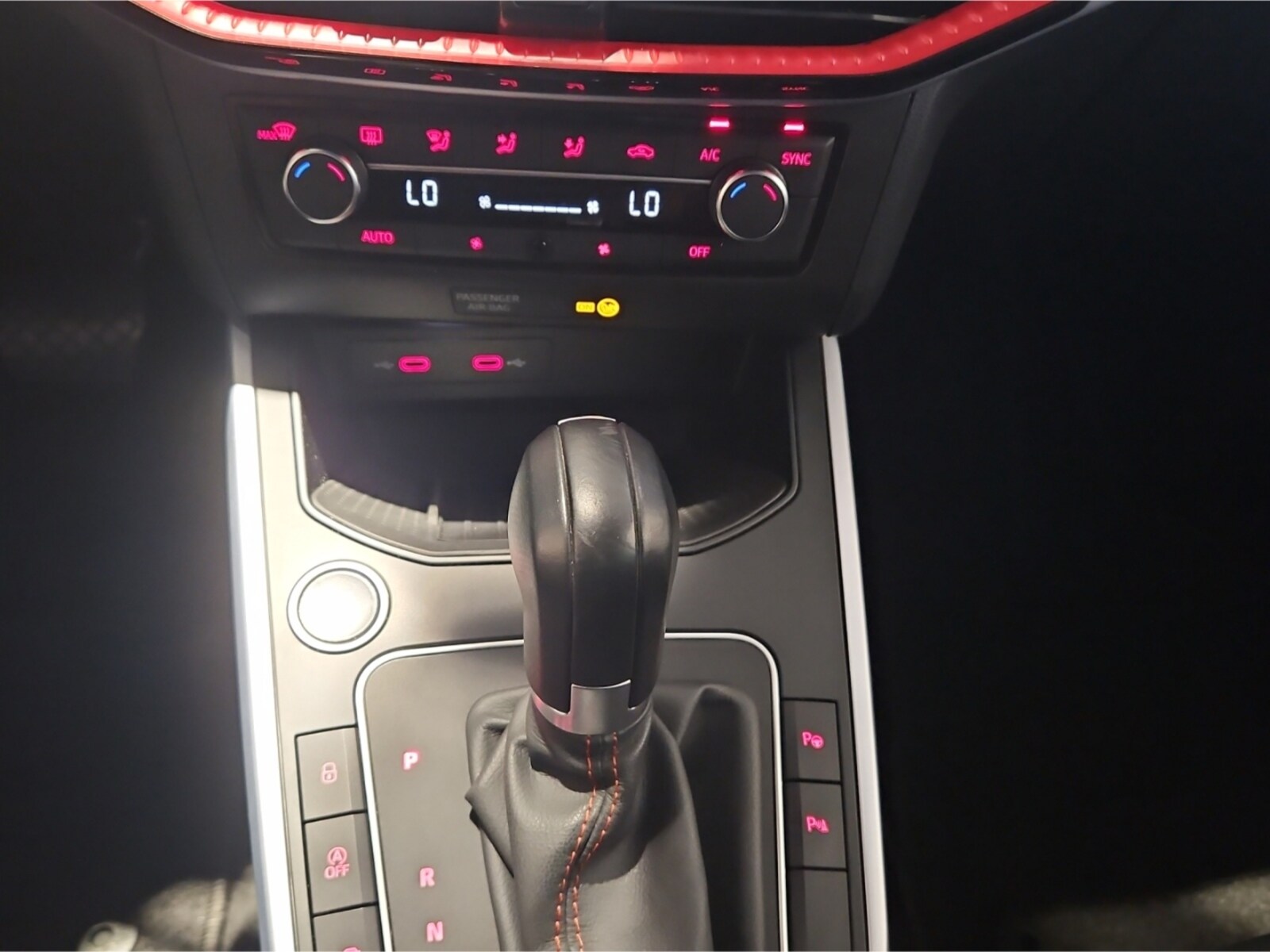 SEAT Arona – Bild 14