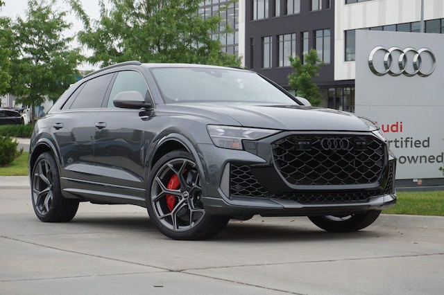 Photo of 2025 Audi RS Q8 SUV performance