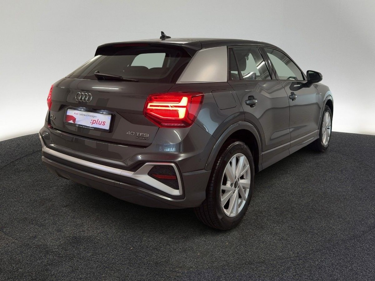 Bild über Audi Q2 S line 40 TFSI quattro S tronic - für weitere Informationen kontaktieren Sie den Audi Partner